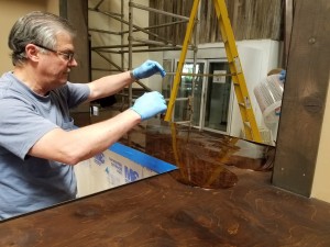 Shadow Puppet Bar Epoxy 2